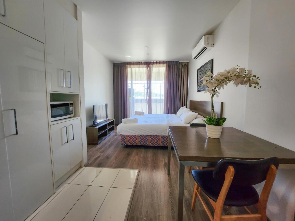 Exodus Dandenong Apartment Hotel Exterior foto